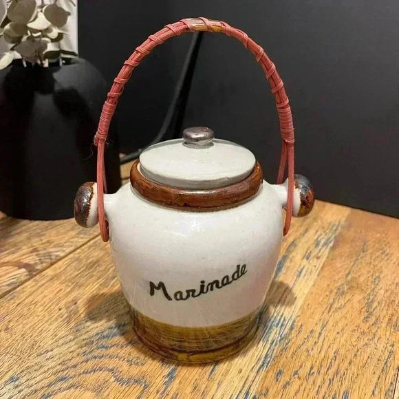 Vintage Ceramic Marinade Pot with Bamboo Handle - Picture 1 of 6